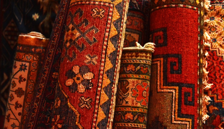 robert-levonyan-XB93BUnJtqA-unsplash